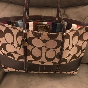 Coach Signature canvas tote